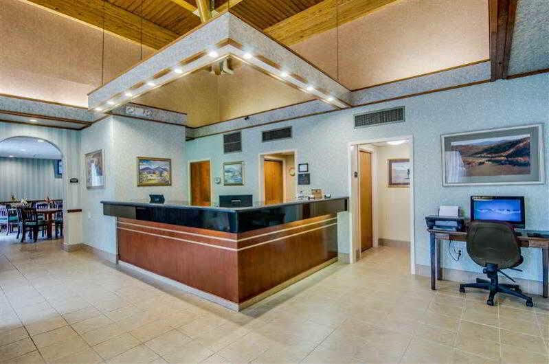 Best Western Staunton Inn Eksteriør bilde